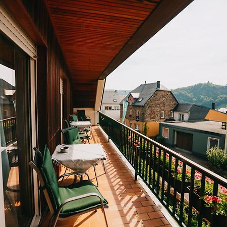 Hostal Bio-Weingut Staffelter Hof Kröv Exterior foto