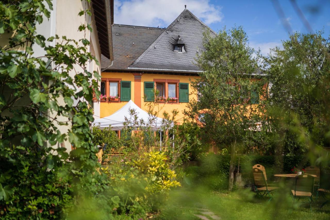 Hostal Bio-Weingut Staffelter Hof Kröv Exterior foto